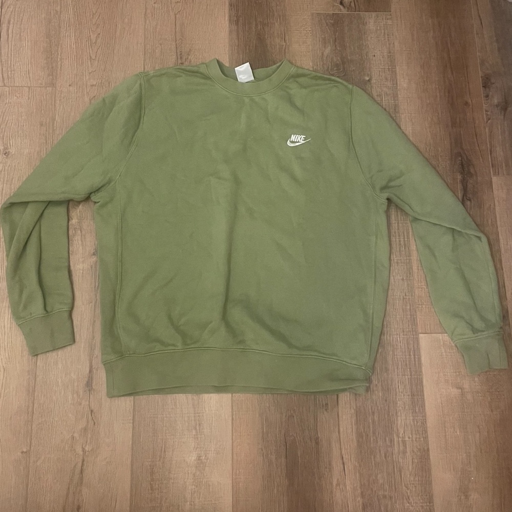 Nike crewneck